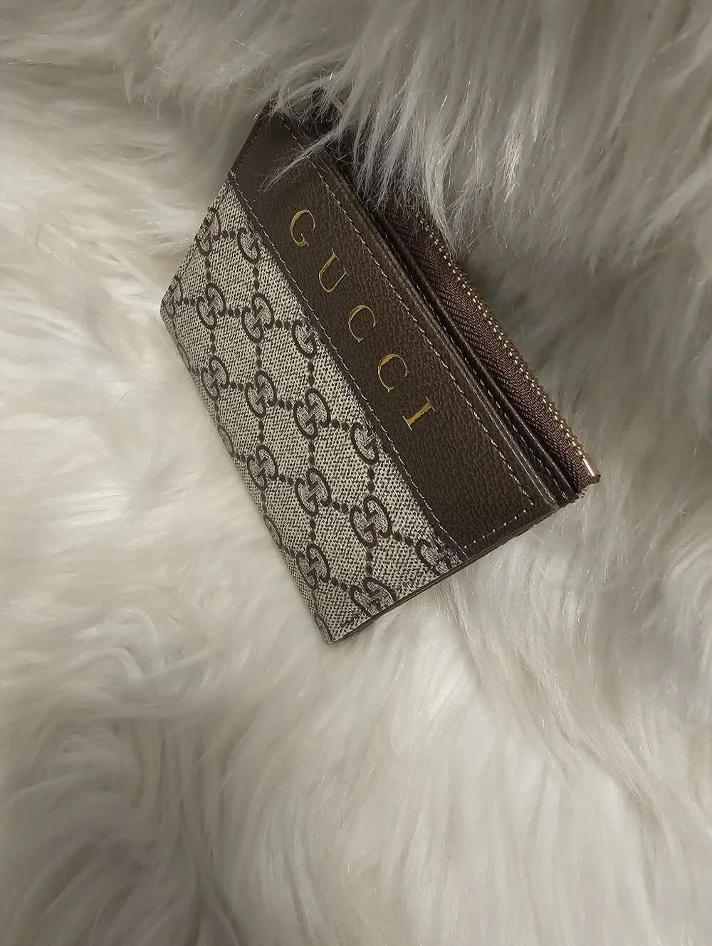 Slim Short Wallet With Zip Coin And Card Holder